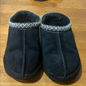 UGGS Cozy Black Slippers with Knit Trim Size 13